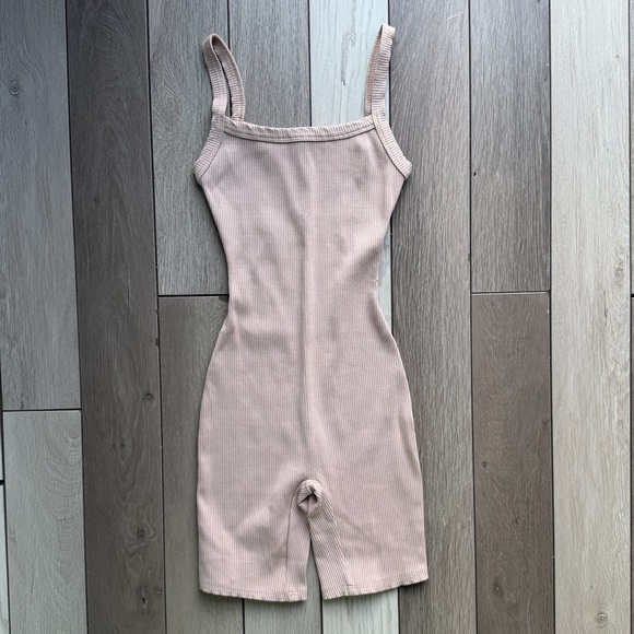 Klein Ribbed bodysuit in Beige - Picture 2 of 4
